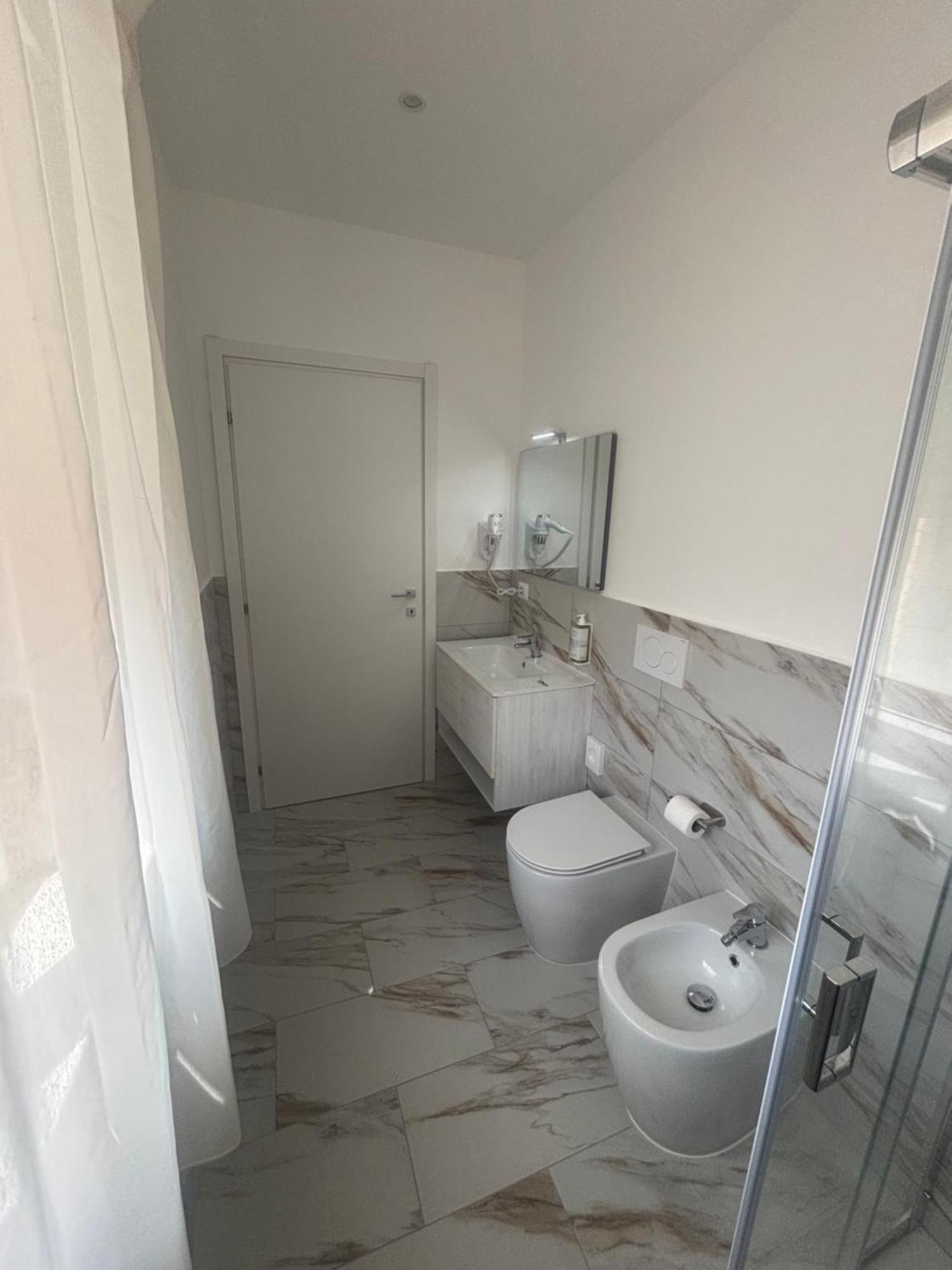 Hotel Darival Nomentana Рим Экстерьер фото