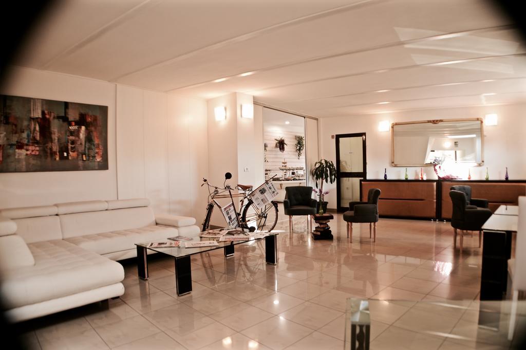 Hotel Darival Nomentana Рим Экстерьер фото